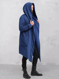 Modernes Herren Strick Cape mit Kapuze