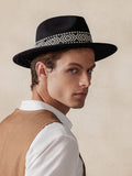 Fedora Hut mit Band