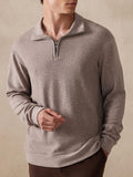 Elastischer Polo-Pullover mit Viertelreißverschluss