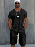 Essential Sport-Set aus T-Shirt und Shorts