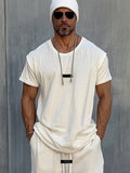 Essential Sport-Set aus T-Shirt und Shorts
