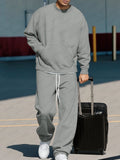 Vielseitiges Sweatshirt- und Hosen-Set in lockerer Passform