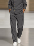 Smart Casual Set aus Rollkragenpullover und Hose