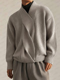 Stylischer Strickpullover mit Twist-Design