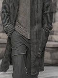 Lässige lockere Herren Strickjacke lang