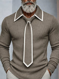 Modernes Strickoberteil mit Kontrastdetails und abnehmbarer Krawatte