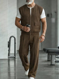 Urbanes Freizeit-Set mit Nadelstreifen: Zip-Weste und Hose