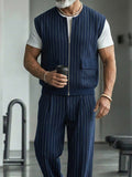 Urbanes Freizeit-Set mit Nadelstreifen: Zip-Weste und Hose