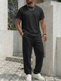 Urban Casual T-Shirt und Hosen Set mit Knopf-Details