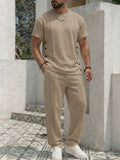 Urban Casual T-Shirt und Hosen Set mit Knopf-Details