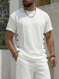 Urban Casual T-Shirt und Hosen Set mit Knopf-Details