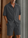 Lässiges Sommer-Set mit Fake-Two-Piece-Hemd