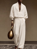 Minimalistisches Freizeit-Set aus Designer-Hemd und Hose