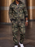 COOFANDY Herren Zweiteiler Set in Armeegrün mit Camouflage-Print, Reißverschluss-Jacke und Jogginghose, Frontansicht