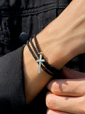 Mehrlagiges Wickelarmband mit Kreuz im Ethno-Stil