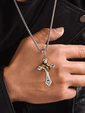 Modische goldene Halskette mit Kronen-Kreuz-Anhänger