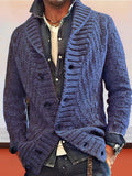 Langärmeliger Grobstrickpullover