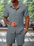 Strukturiertes Freizeit-Set aus Hemd und Shorts