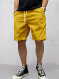 Leichte Sommer-Cordshorts für Herren