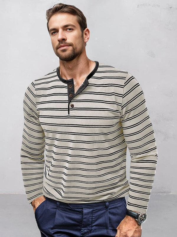 Bequemes weiches gestreiftes Henley-Shirt