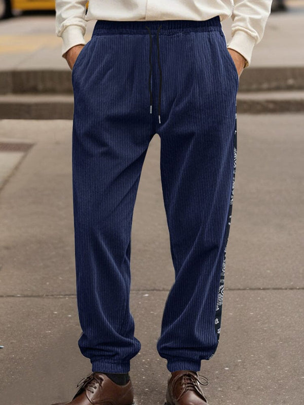Stylische Cord-Jogginghose mit seitlichem Paisley-Muster