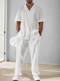 Vielseitiges Set aus Hemd und Hose mit Streifenstruktur