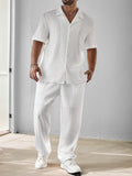 Vielseitiges Set aus Hemd und Hose mit Streifenstruktur