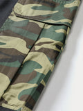 Modische Cargo-Shorts mit Camouflage-Details