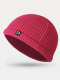 Modische warme Strick-Beanie