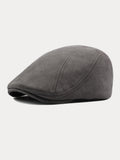 Minimalistische Wildleder-Barette