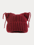 Einzigartige Strickmütze mit Katzenohren und Quasten