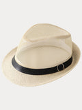 Panama-Fedora mit Lochmuster und Gürtelschnalle