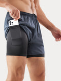 "Die Elite 3"" Split-Laufshorts"
