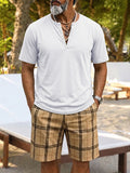 Herren Henley Oberteil & Karierte Shorts Set