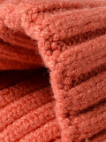 Minimalistische Strickmütze mit Umschlag