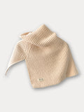 Einfacher Strick-Pullover-Schlauchschal
